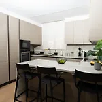 Wealthystays Parkside